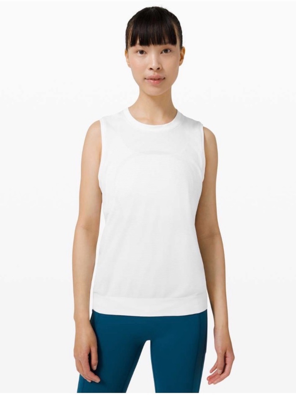 Lululemon Swiftly Breathe Relaxed-Fit Muscle Tank Top, White, size 2